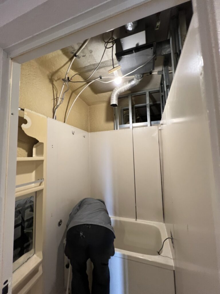 マンション ユニットバス 解体 札幌