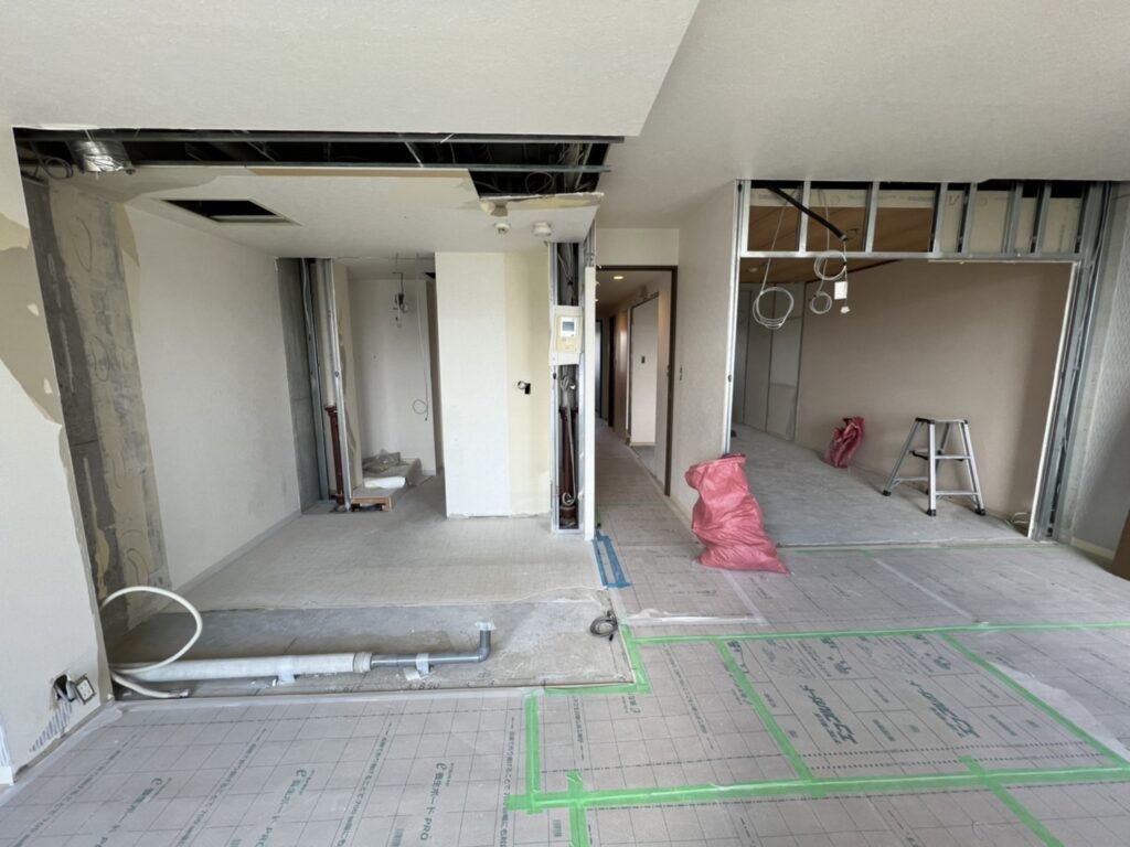 札幌市厚別区 マンションリフォーム 解体後 室内